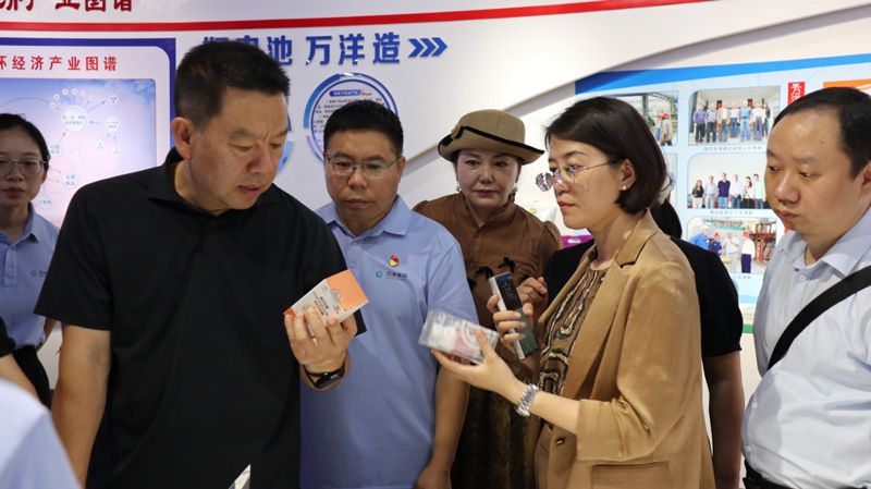 陜西安康市副市長周孝斌一行蒞臨萬洋希百康調(diào)研